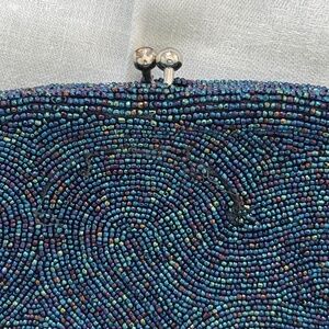 Vintage Beaded Evening Bag Kiss Clasp